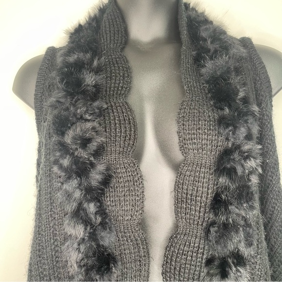 Adore Faux Fur Wool Asymmetrical vest in size Small - Picture 6 of 11